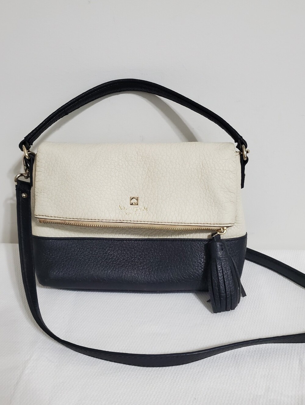 Kate Spade Southport Avenue Mini Maria Ivory Black Pebbled Leather Crossbody